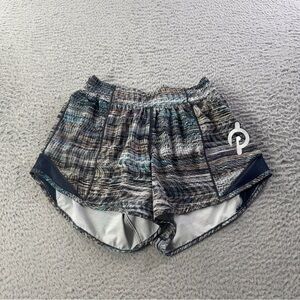 Lululemon Hotty Hot Shorts Women 4 Tall  Low Rise Lined Athletic Running Peloton